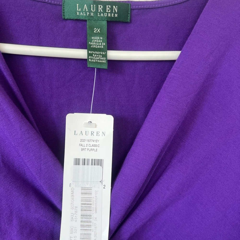 Lauren Ralph Lauren V-Neck Sleeveless Tank in Vibrant Purple - Picture 3 of 5